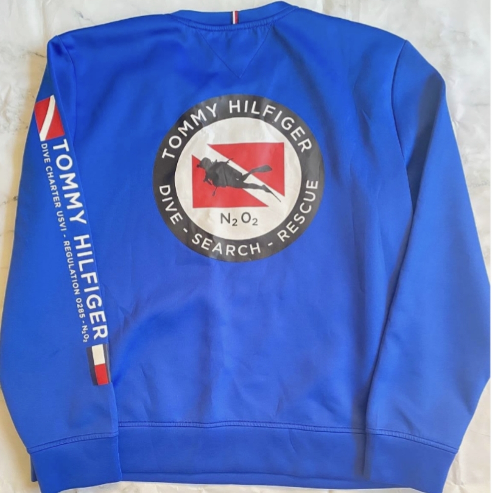 Tommy Hilfiger men's medium dive team crewneck sweater - Picture 1 of 3